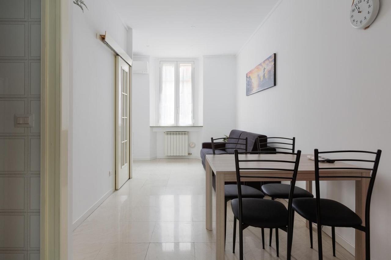Famagosta M2 Subway Apartment Mailand